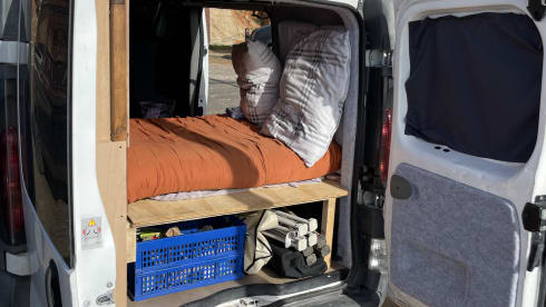 2p Renault campervan from 2003