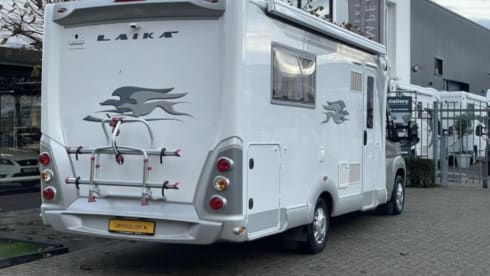 Laika – Very nice luxury Laika Hymer Camper