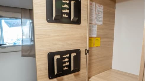 Bernard – 4p Chausson Etape Line 720 - experience freedom!