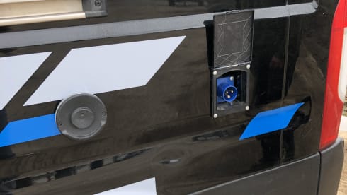 Charlie – Citroën-Bus mit 3 Schlafplätzen aus dem Jahr 2018
