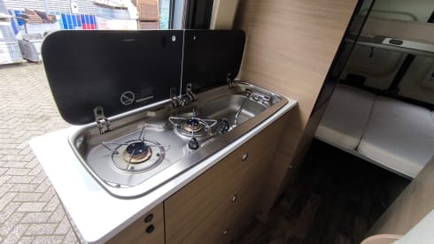 2p Pössl for 2 luxury bus camper e-bike carrier
