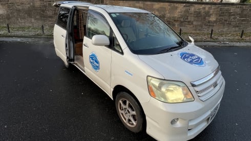 Frisko – super cosy  - automatic campervan. price  includes insurance !