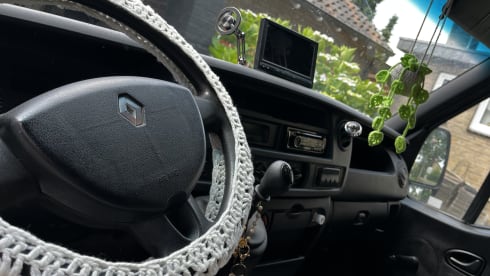 Rocket – 2p Renault bus uit 2005