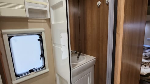 Iron-Van – 4p Citroën integrated from 2015