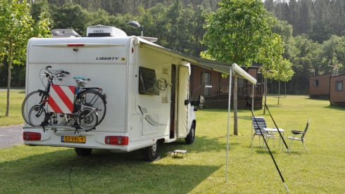 2-seater LMC semi-integrated from 2004