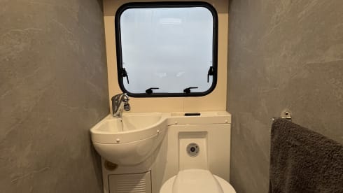 MotorSuite - MySuites – MotorSuite, 6 Berth - Fiat Seal 50