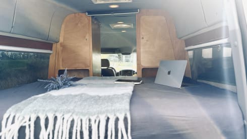 Blanco – 2p Volkswagen bus uit 2008