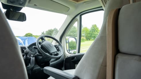 6 posti barca Peugeot Elddis Autoquest 196