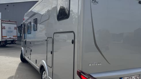 Junior – 5-seater Hymer integrated from 2027