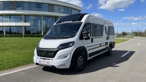 Adria Twin 640SGX Supreme A AUTOMATIC