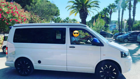 Van-os – 4-Bett Volkswagen Integrierter ab 2011