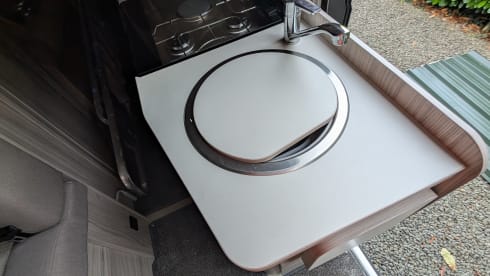 Ebbw Campervan – Autobus 4 couchettes (autre modèle à partir de 2023)