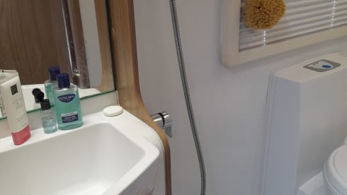 Freedom – Fiat Swift Escape 664  2019