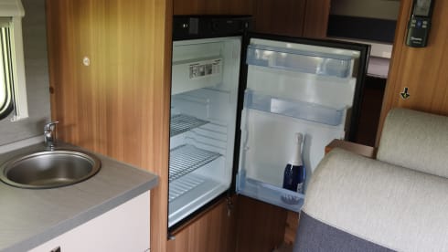 6p Peugeot alcove from 2019