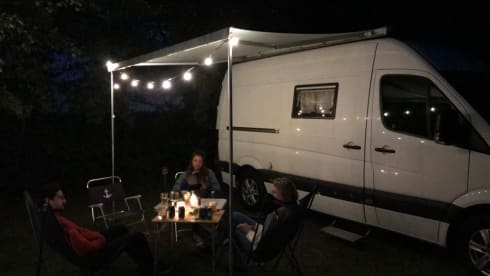 Fer – Enjoy our complete Volkswagen camper van