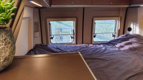 Hymer Grand Canyon, automatic, km free, 4 persons from 2017