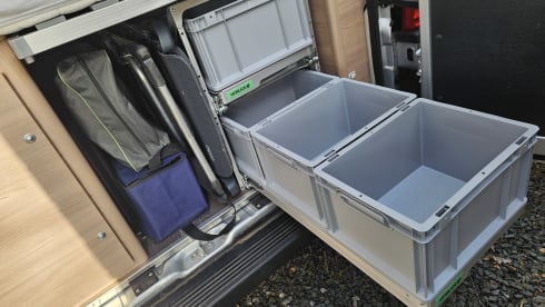 4p camperbus automaat en slaaphefdak uit 2021