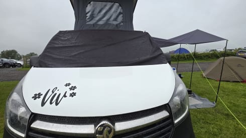 Viv – Vauxhall Vivaro 3 Berth 