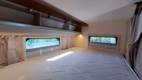 NEW-LUXURY-Rimor Seal 5 Gold – 4-6 berth-Fully equipped- 6 SEATBELTS-Fiat Ducato 140 HP