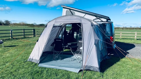 The Explorer – L'Explorer VW T6 4 couchettes Campervan - Automatique