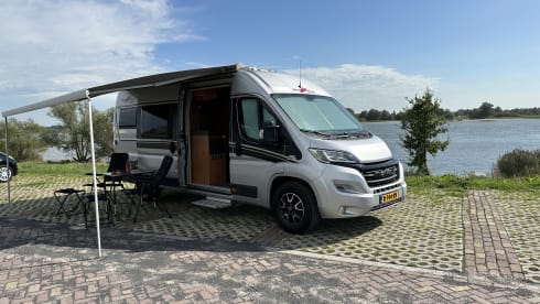 MaliBUS – 2p Carthago bus from 2015