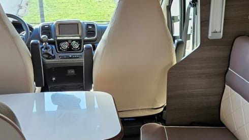 Fiat carat – 5p Fiat integrated uit 2022