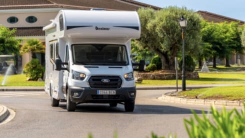 4p Benimar alcove from 2026