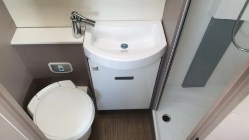 C25 – 4p Bürstner semi-integrated from 2018