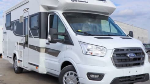Cocoon 468 – New "2021" 4-person Cocoon 468: the comfort of home, even on the road