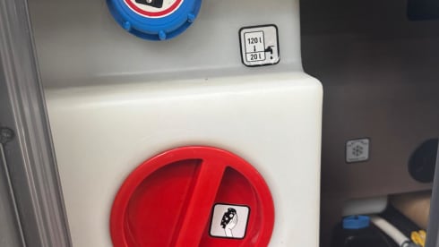 4p Bürstner half integraal uit 2022