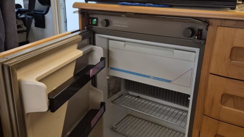 Hurbey π€© β πͺ΄πͺ΄ Off grid retro Hymer ππ