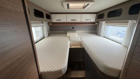 Luxurious 2-person camper, very complete, not too big