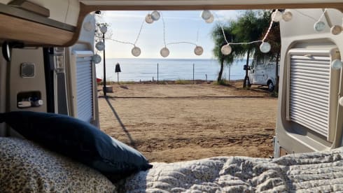 Fred von Knaus – Get in, turn the key, holiday feeling!