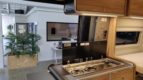 Super cool Hymer Ayers Rock bus camper for 2 people