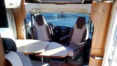 Fully furnished 2p Knaus 650MEG2 2019, length beds