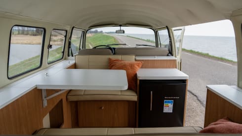 Parel – 2p Volkswagen campervan from 1981