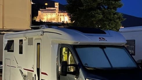 Adria Coral – 4p Adria Mobil semi-integrated from 2017