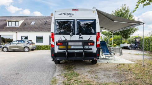 Joy – Beautiful 3p Pössl bus camper from 2020