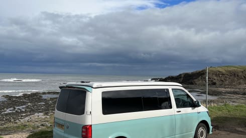Annie – 2019 Volkswagen T6 FULLY EQUIPPED Campervan!