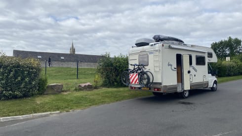 Familie / gezins camper  – Family camper with 7 sleeping places 