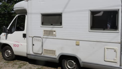 toulys 42 – Challenger 100 très compact mais grand à l'intérieur