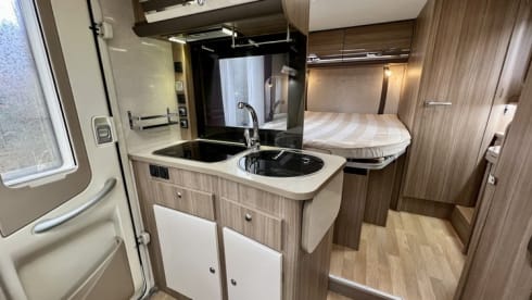 3 berth Motorhome Rapido 640