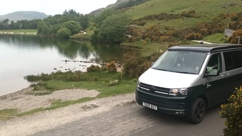 Bessy – Bessy - Luxury U Shaped 4 berth T6 Volkswagen Manual CAMPERVAN 2021