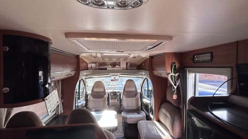 Captain Harold  – Fiat Adria Motorhome ready to go 