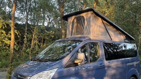 Whey Aye Wagon – 4 berth Ford transit custom campervan 