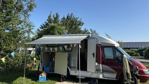 De suite ☀️ – 2p Dethleffs semi-integrated uit 2006