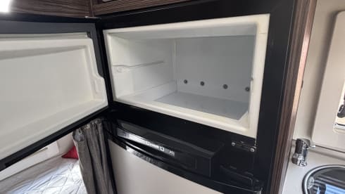 Betty  – 6 berth Benimar Mileo from 2018