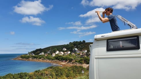 Boxer XL for tall people, surf camper with large garage