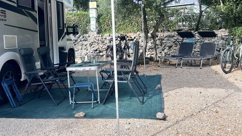 McLouis Glamys 365 - Fully furnished!