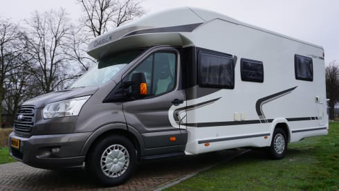 4p Chausson Semi-Integrated 